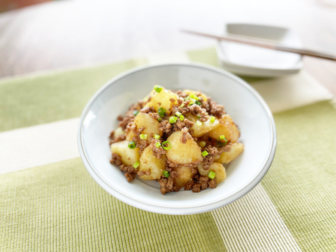 粉ふきイモの肉そぼろ和え